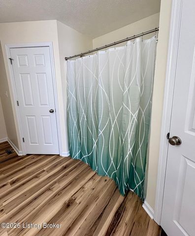 1123 Summit Dr, Shelbyville, KY 40065