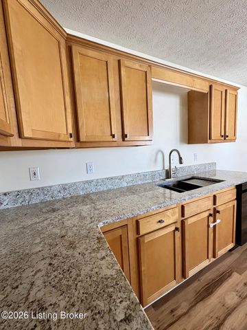 1123 Summit Dr, Shelbyville, KY 40065