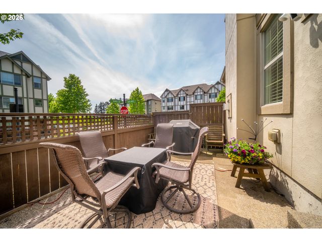 29078 Sw Costa Cir W, Wilsonville, OR 97070