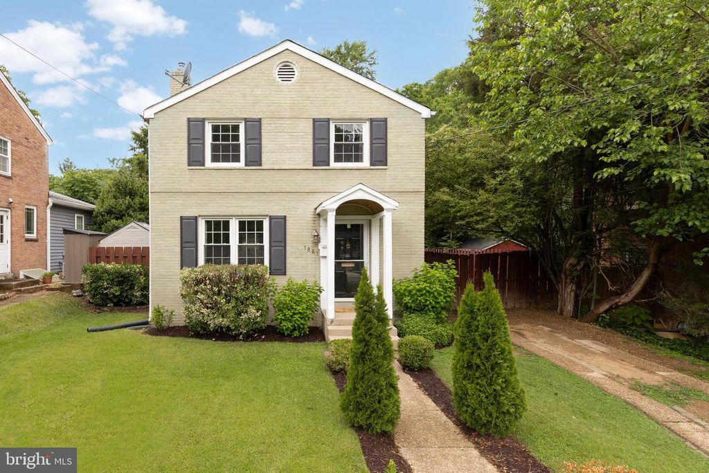 1861 S GEORGE MASON DRIVE, Arlington, VA 22204