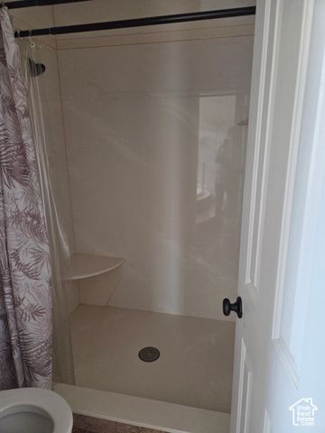 1402 SHEPHERD DR, Wellington, UT 84542