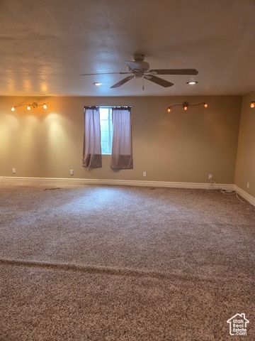 1402 SHEPHERD DR, Wellington, UT 84542