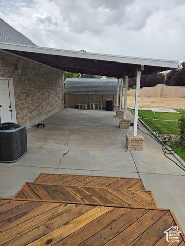 1402 SHEPHERD DR, Wellington, UT 84542