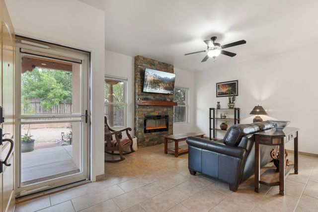 3702 Valmora, Santa Fe, NM 87505