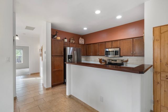 3702 Valmora, Santa Fe, NM 87505