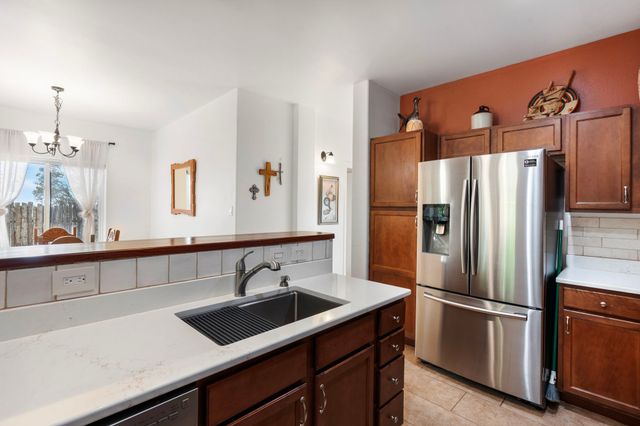 3702 Valmora, Santa Fe, NM 87505