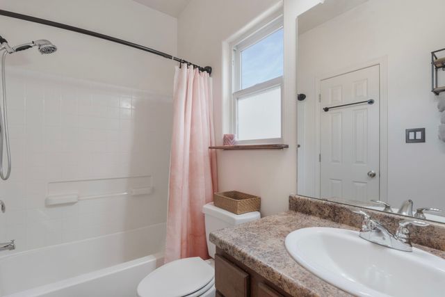 3702 Valmora, Santa Fe, NM 87505