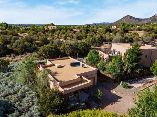 3702 Valmora, Santa Fe, NM 87505