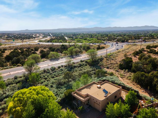 3702 Valmora, Santa Fe, NM 87505