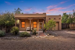 3702 Valmora, Santa Fe, NM 87505