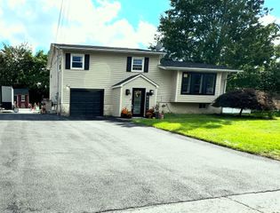 10 Willow Place, Middletown, NY 10940