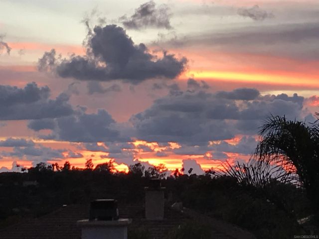 2494 San Clemente Ave, Vista, CA 92084