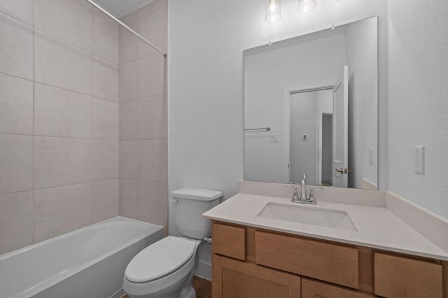 5230 Big Dipper, Iowa Colony, TX 77583