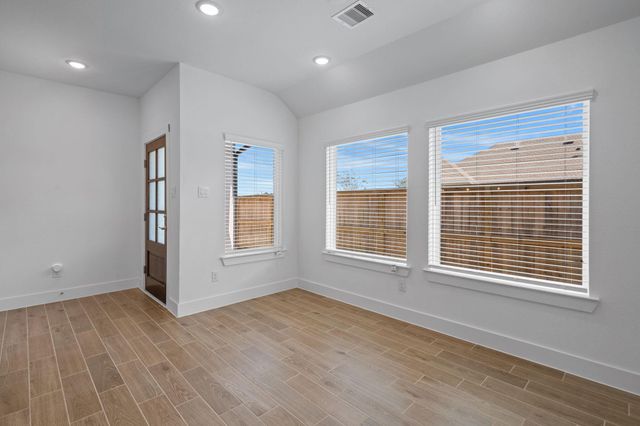 5230 Big Dipper, Iowa Colony, TX 77583