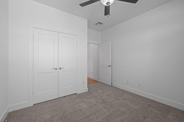 5230 Big Dipper, Iowa Colony, TX 77583