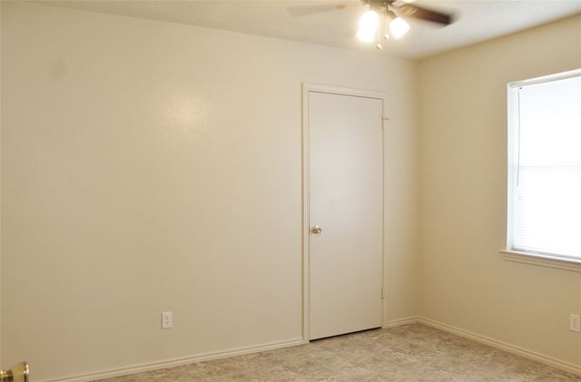 1104 Curtis Drive, Weatherford, TX 76086