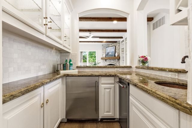 5701 Armstrong Parkway, University Park, TX 75205