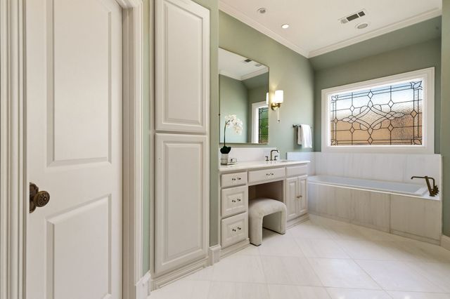 5701 Armstrong Parkway, University Park, TX 75205