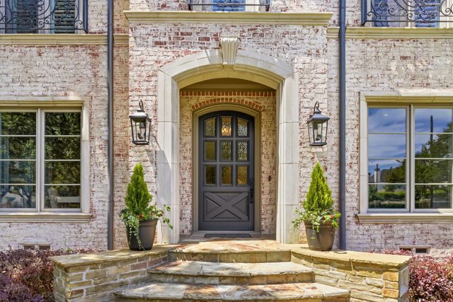 5701 Armstrong Parkway, University Park, TX 75205