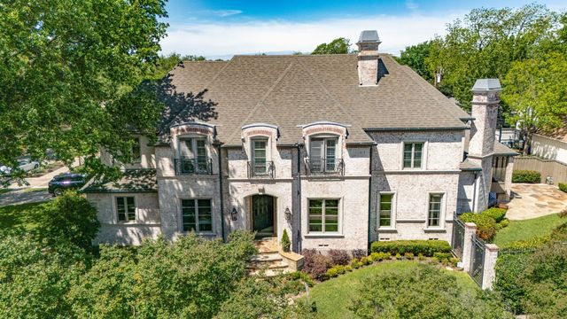 5701 Armstrong Parkway, University Park, TX 75205