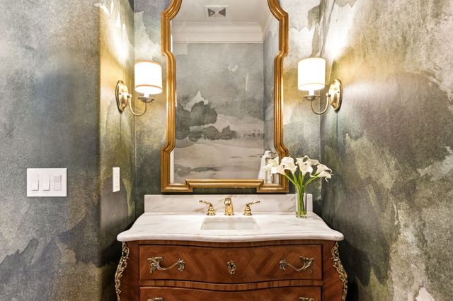 5701 Armstrong Parkway, University Park, TX 75205