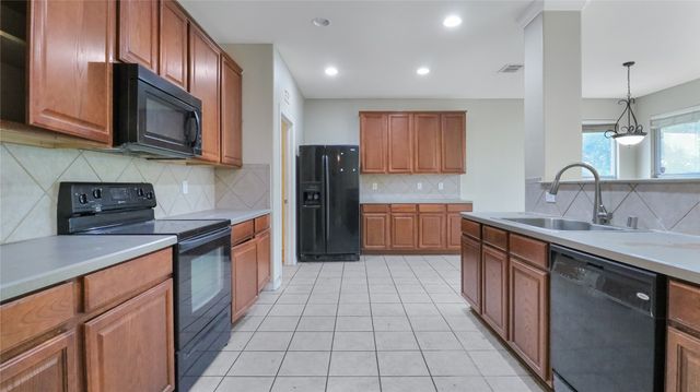 1523 Quail Ridge Drive, Cedar Hill, TX 75104