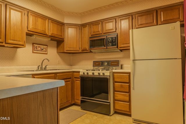 409 Dalkin Court, Burlington, NC 27215