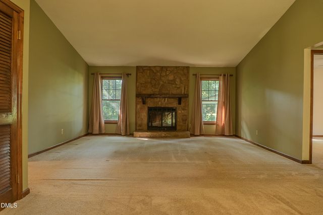 409 Dalkin Court, Burlington, NC 27215