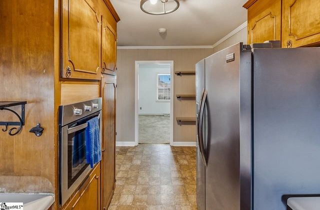 11 Shrevewood Drive, Taylors, SC 29687