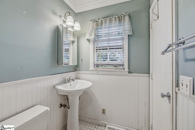 11 Shrevewood Drive, Taylors, SC 29687