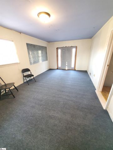 11 Shrevewood Drive, Taylors, SC 29687