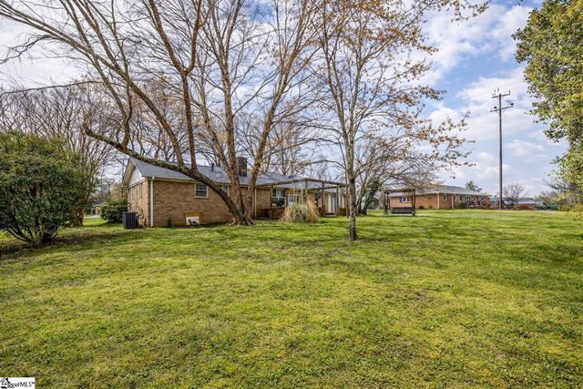 11 Shrevewood Drive, Taylors, SC 29687