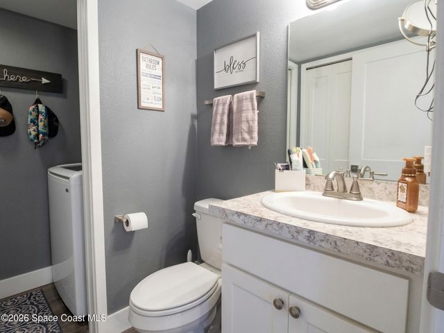 1812 Kaileen Circle NE, Palm Bay, FL 32905