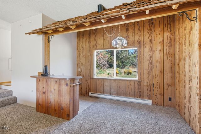 6141 New Hope Road, Grants Pass, OR 97527