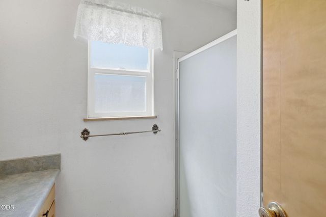 6141 New Hope Road, Grants Pass, OR 97527