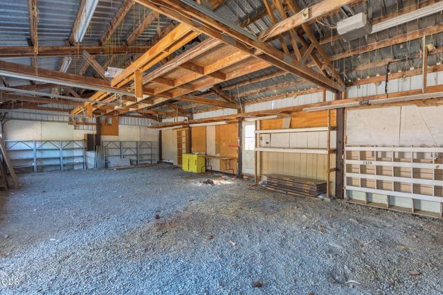 6141 New Hope Road, Grants Pass, OR 97527