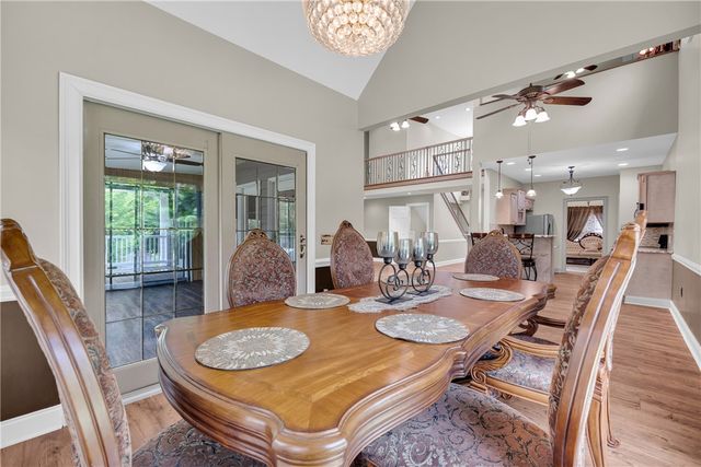 189 Beaver Lake Road, West Union, SC 29696