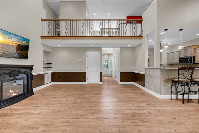 189 Beaver Lake Road, West Union, SC 29696