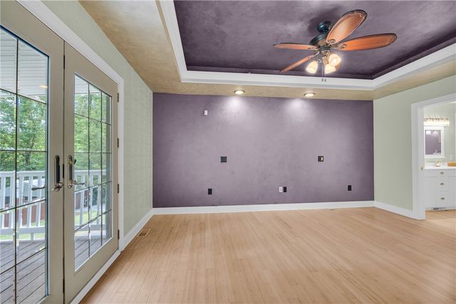 189 Beaver Lake Road, West Union, SC 29696