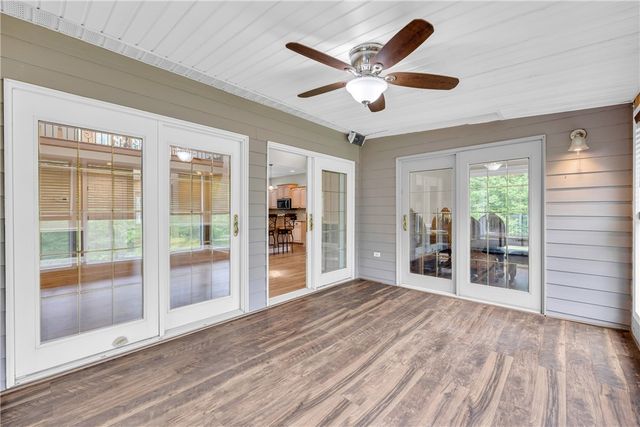 189 Beaver Lake Road, West Union, SC 29696
