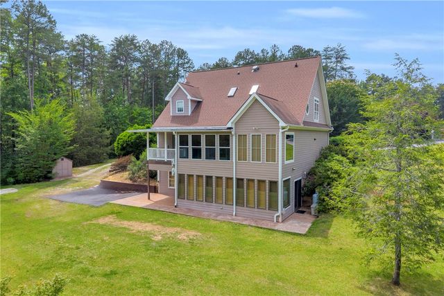 189 Beaver Lake Road, West Union, SC 29696