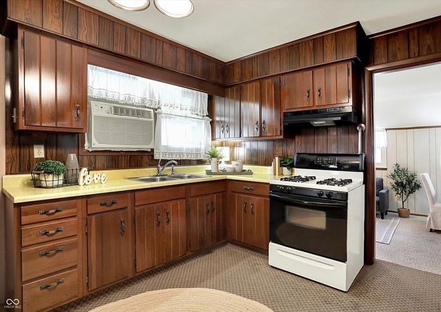 307 Douglas Street, Tipton, IN 46072