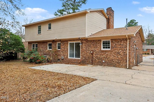 1305 Queen Anne NW Road, Wilson, NC 27896