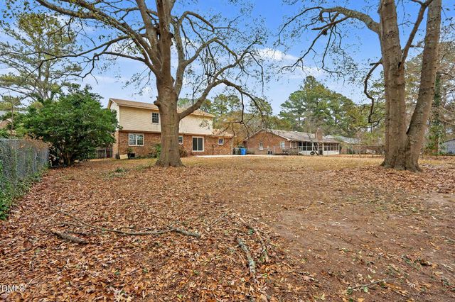 1305 Queen Anne NW Road, Wilson, NC 27896