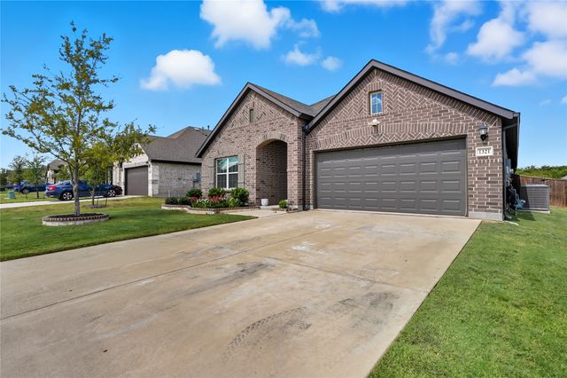 1321 Hunters Ridge Drive, Crowley, TX 76036