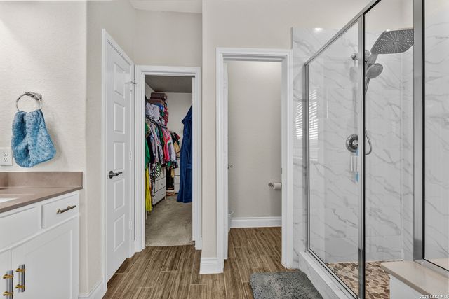 10747 Lone Ranger, San Antonio, TX 78254