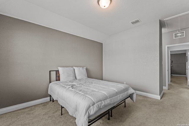 10747 Lone Ranger, San Antonio, TX 78254