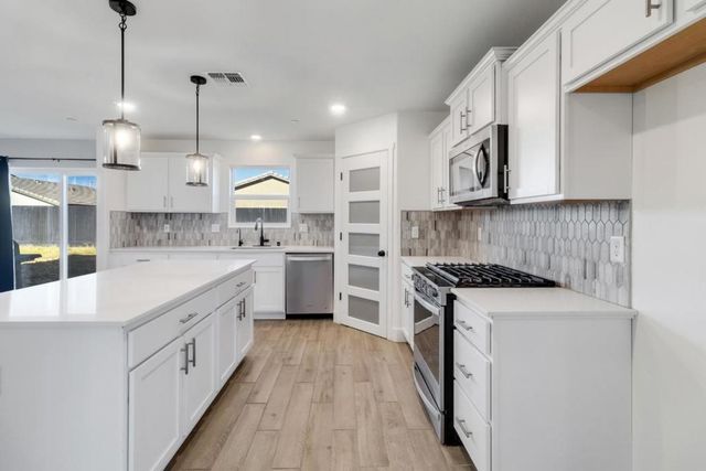 2125 Redding Way, Atwater, CA 95301