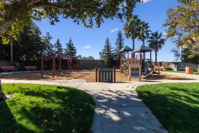 2125 Redding Way, Atwater, CA 95301