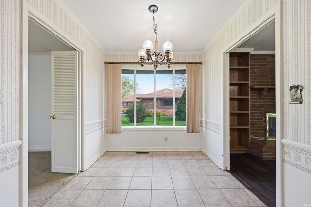 304 N Bayberry Lane, Muncie, IN 47304